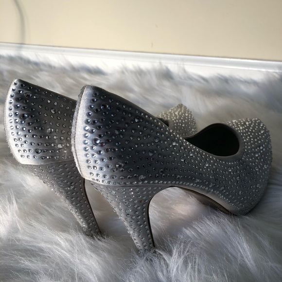 2 for $22🔥Silver Glitz/Glam rhinestone Stilettos - Picture 5 of 6